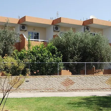 Apartment Yannis *